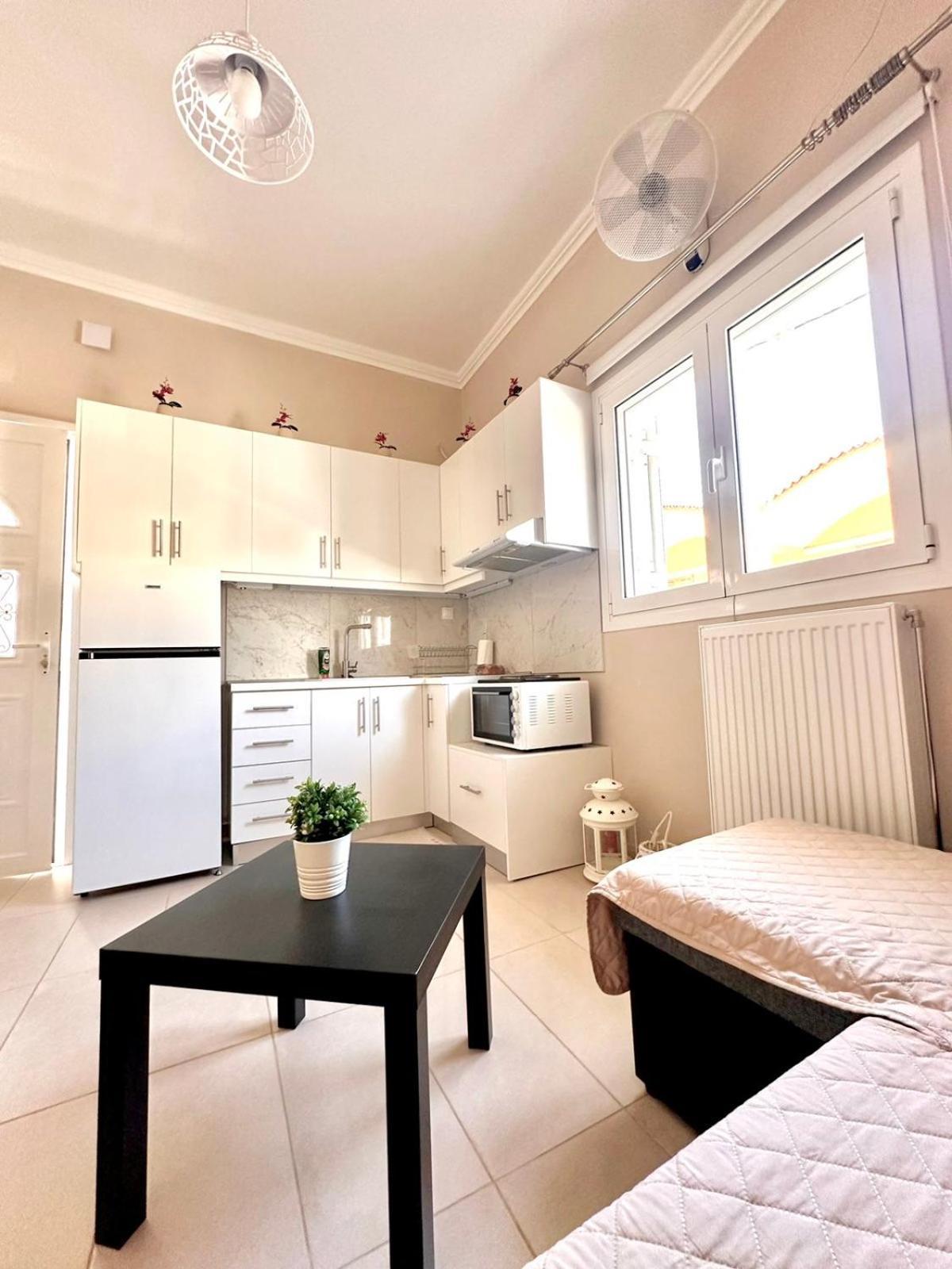 Aiginetan Apartment *